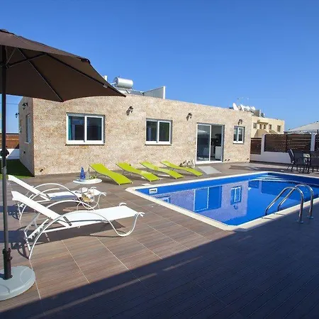 The Ultimate Guide To Renting Your 5 Star 43 Villa *