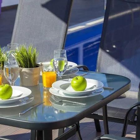Βίλα The Ultimate Guide To Renting Your 5 Star 43 *